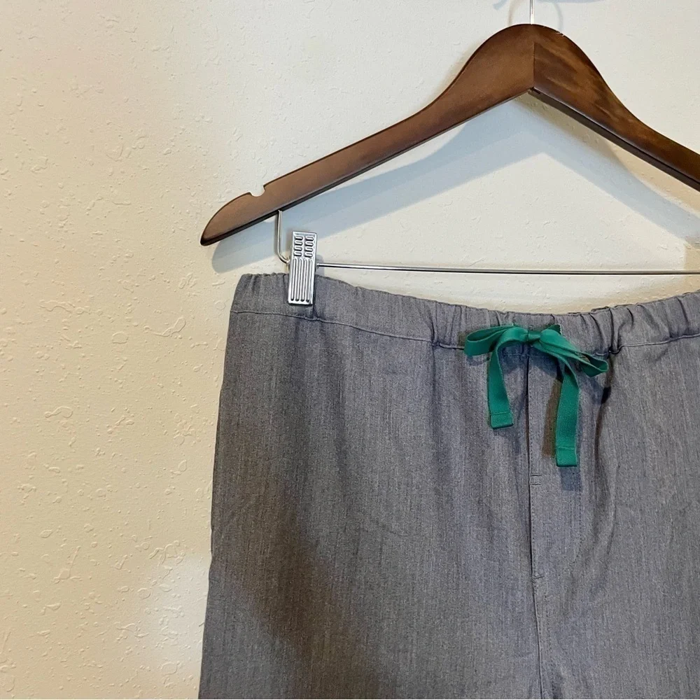 Figs Pisco Basic Scrub Pants in Graphite